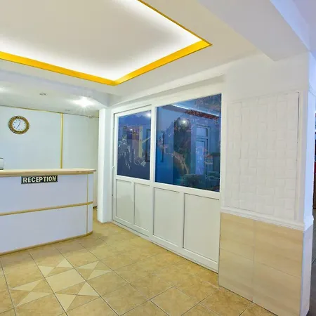 Cleopatra Alis Hotel