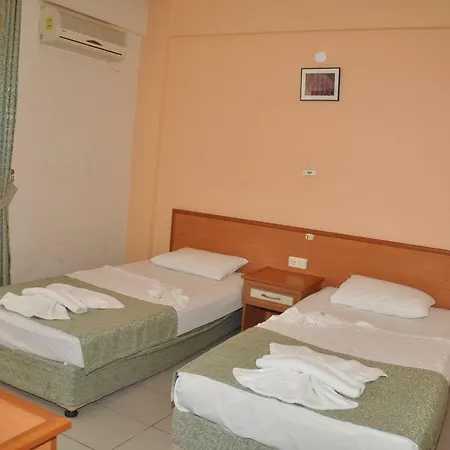 Cleopatra Alis Hotel 3*