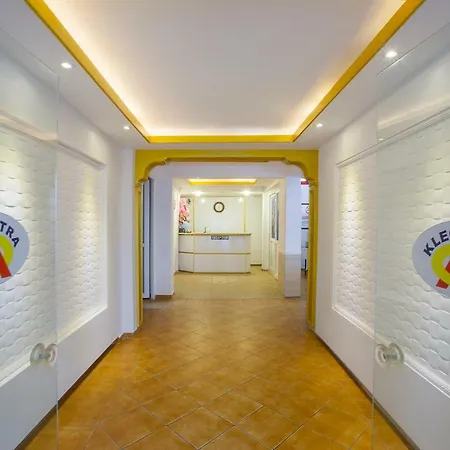 Cleopatra Alis Hotel 3*
