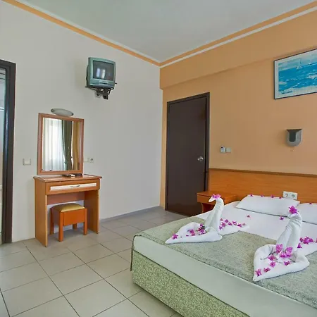Cleopatra Alis Hotel